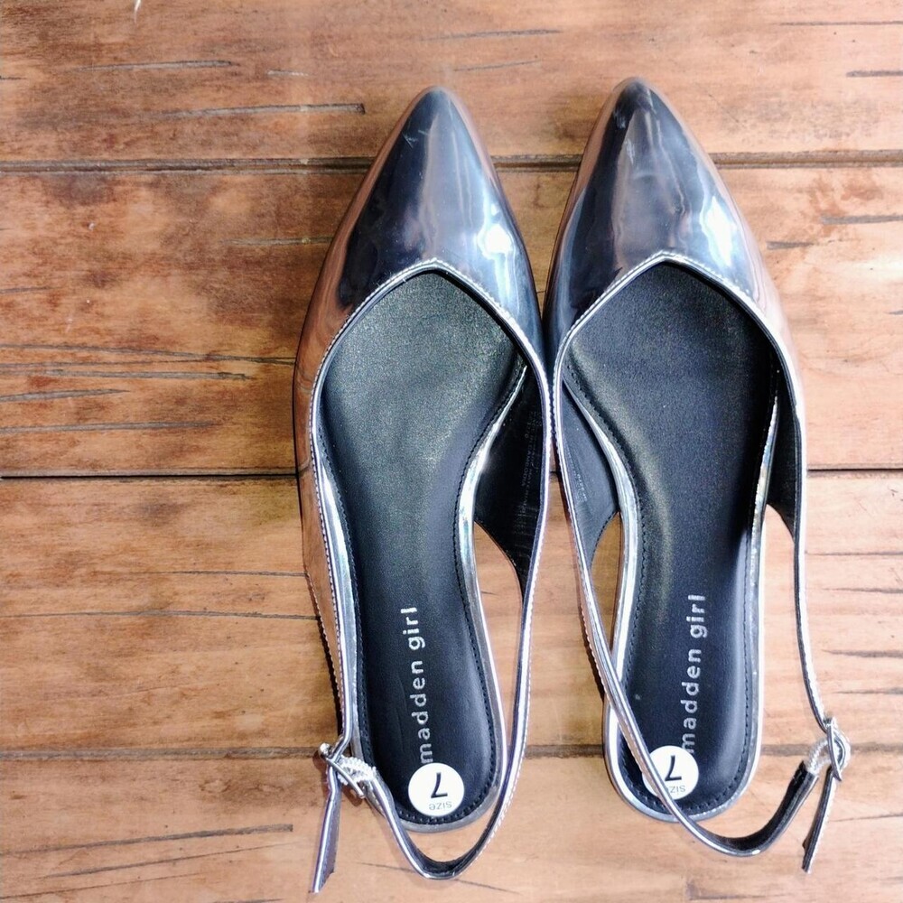 New,‎ No Box Madden Girl Women's Silver Sling Back